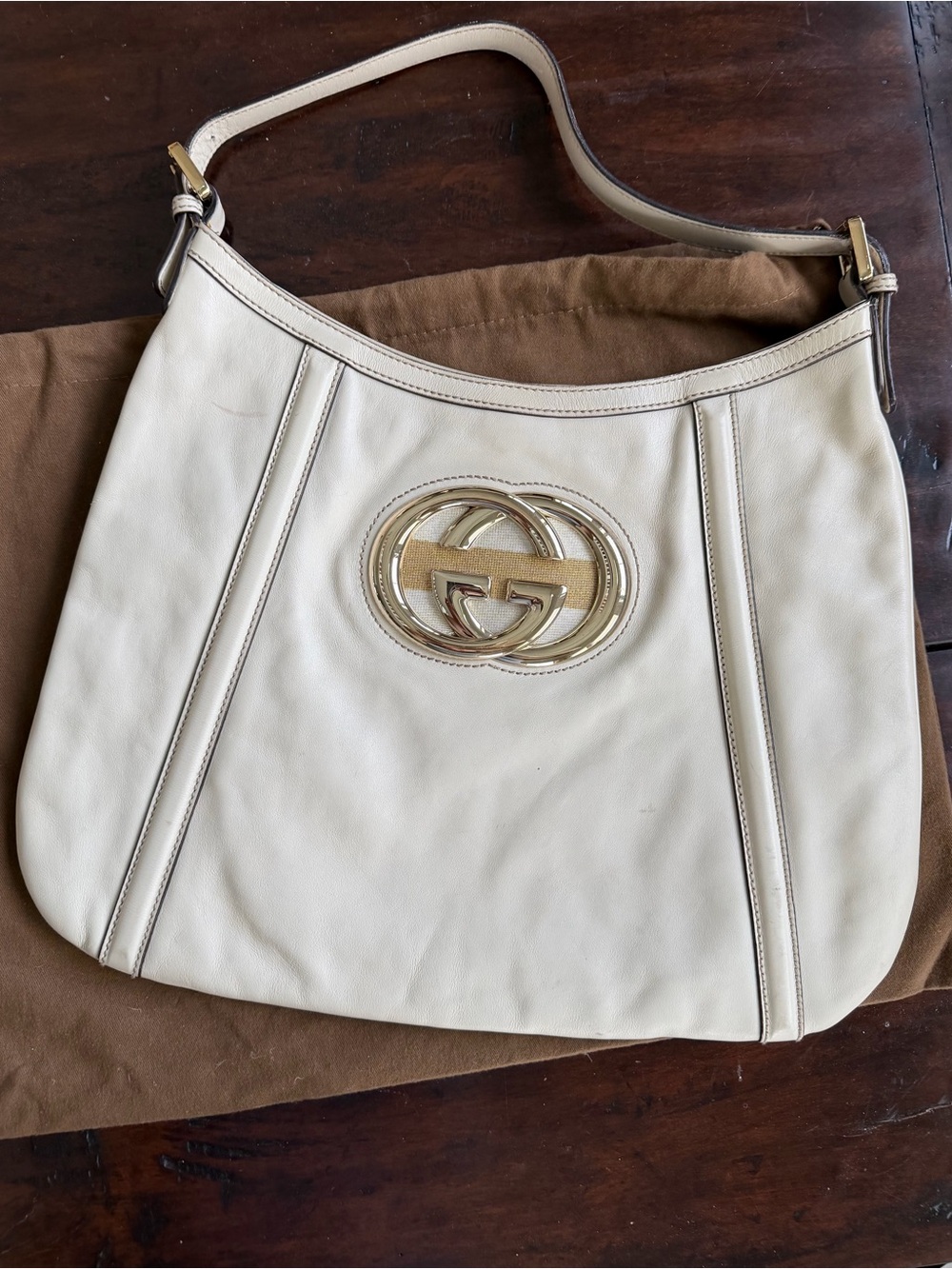 Authentic Gucci Medium Britt Cream Leather Shoulder Bag with Gold Double G Logo